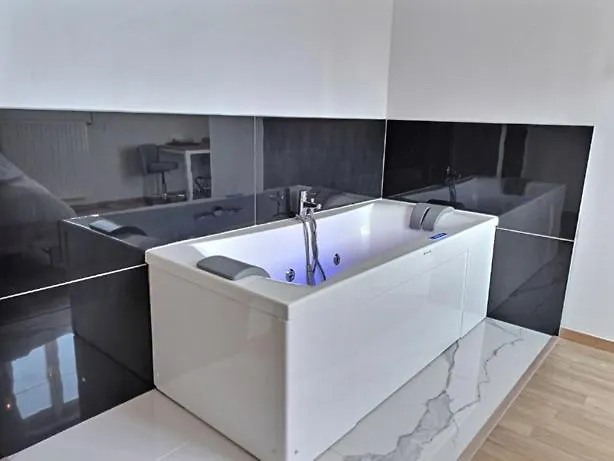 Les Fenelon アパート Le Cateau-Cambresis