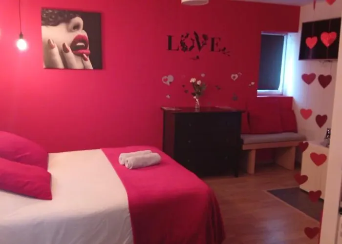 Les Fenelon アパート Le Cateau-Cambresis